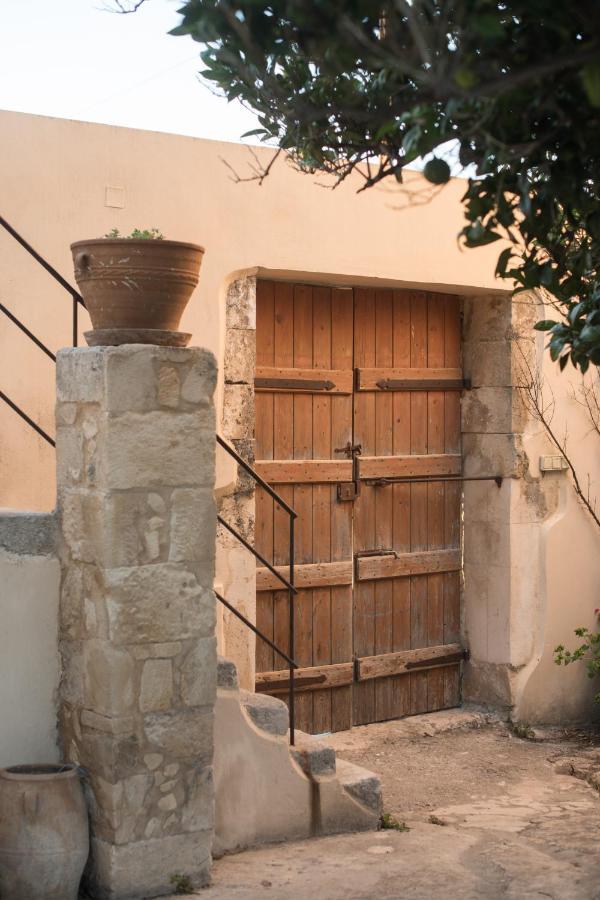 Παραδοσιακή Κατοικία Μαργαρίτες Exterior foto